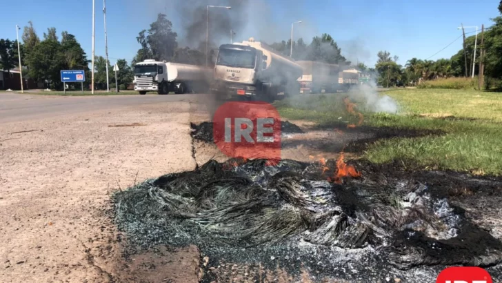 Transportistas autoconvocados sumaron un corte a la altura de Villa La Ribera