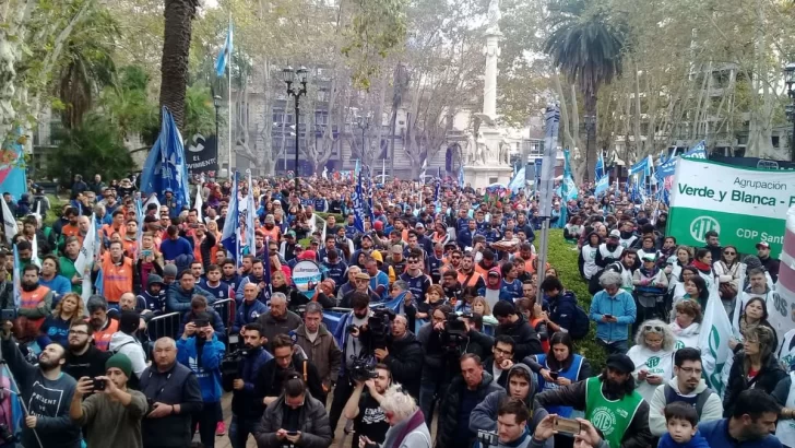 La medida de fuerza lanzada desde la CGT tuvo un alto acatamiento