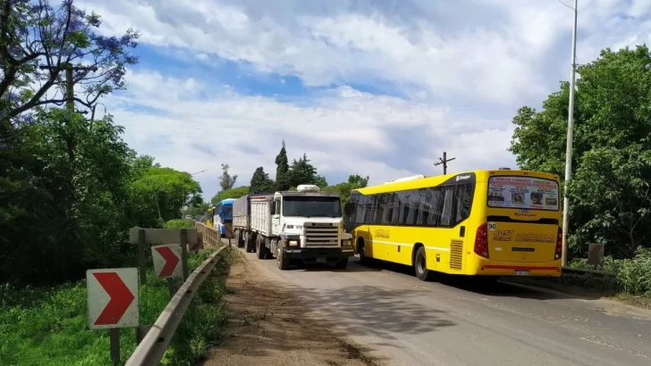 Colectivos confirmaron desvíos por obras en el puente