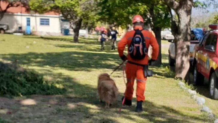 Buscan a Mariela con el perro que halló a Santiago Maldonado