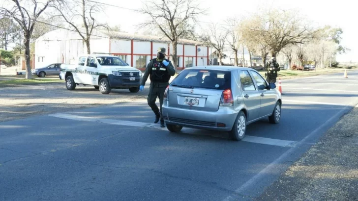 Por circulación comunitaria en Rosario, Oliveros sumó controles