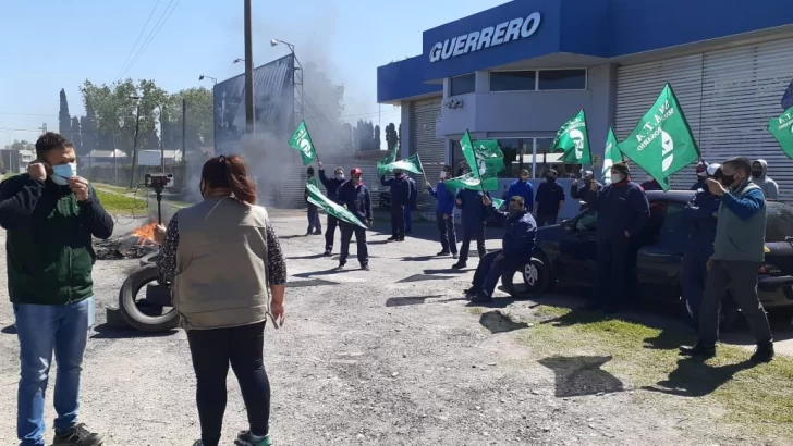 Suspendieron a empleados en Guerrero y comenzó una medida de fuerza