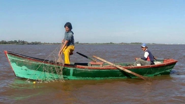 Pescadores santafesinos tendrán un subsidio por la veda pesquera
