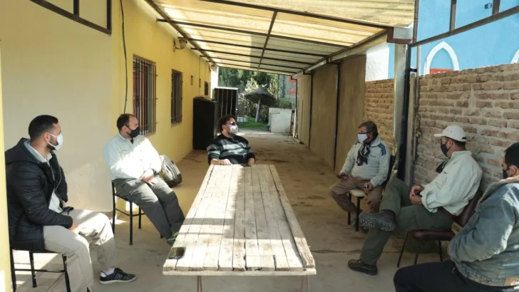 Acordaron no desalojar a los pobladores isleños de Puerto Gaboto