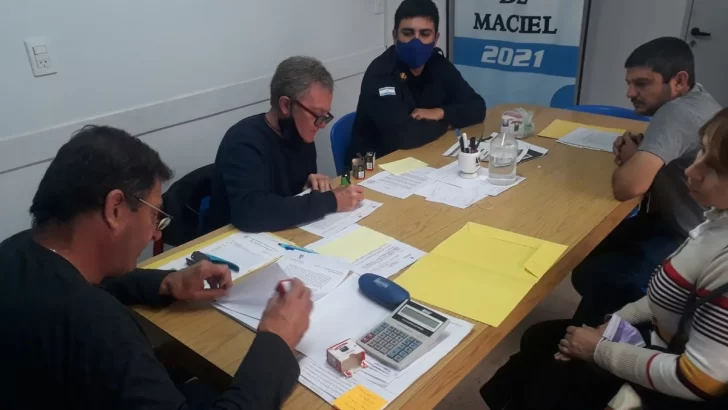 Bomberos Voluntarios de Maciel sumaron un vehículo para apoyo logístico