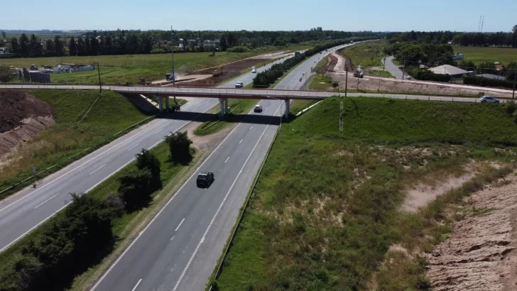 Provincia licitó el mantenimiento de espacios verdes y limpieza en la autopista