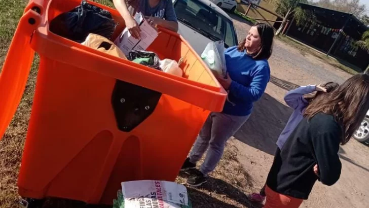Compromiso ambiental: Vecinos de Andino coparon los puntos limpios del ecocanje