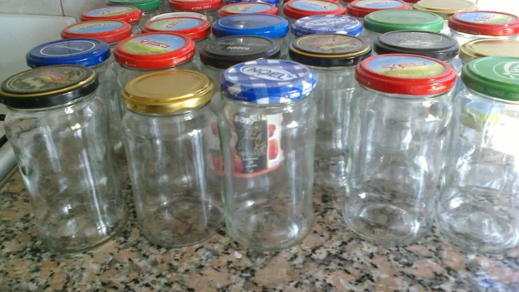 Campaña de donación: Piden frascos de vidrio para el taller de conservas timbó