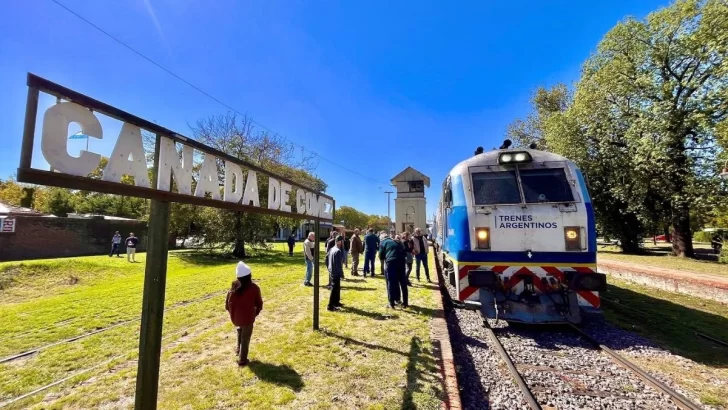En la primera semana se vendieron más de mil pasajes para el tren Cañada-Rosario