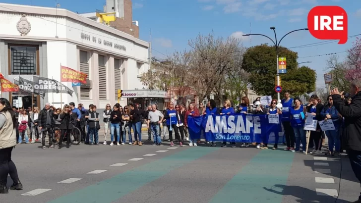 Paro y movilización de Amsafe en San Lorenzo: Reclaman el llamado a paritaria