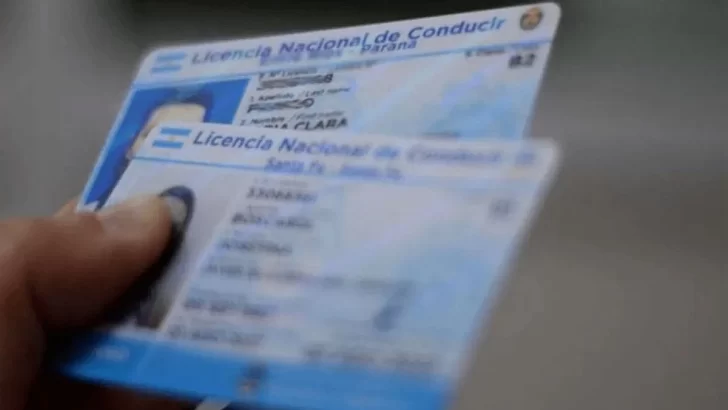 Se deberá abonar la boleta de CENAT para realizar trámites de licencias de conducir