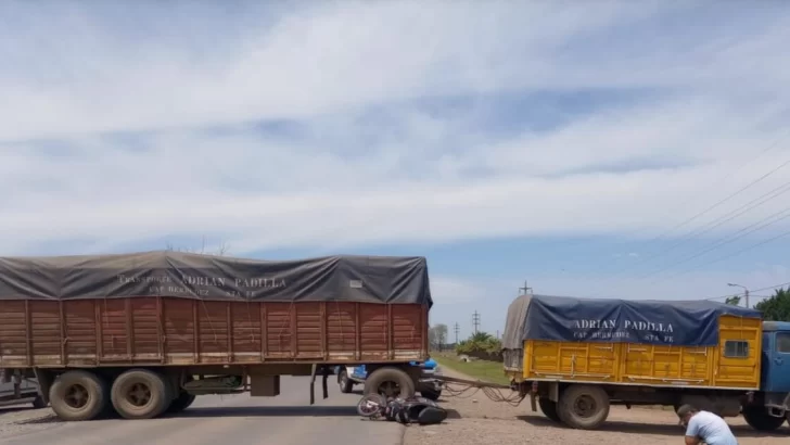 Un joven herido tras un choque entre una moto y un camión en Aldao