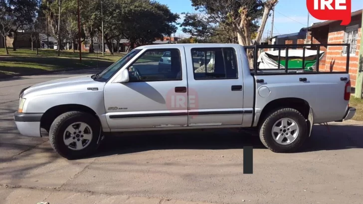 Robaron una camioneta en Puerto San Martín y piden viralizar