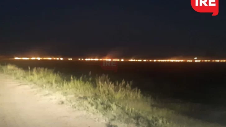 Impresionante incendio en un campo de Carrizales: Ardieron más de 500 durmientes