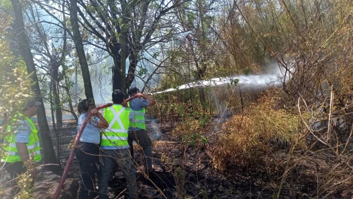 Tras el incendio vecinos de Timbúes reclamaron la operatividad del cuartel de bomberos