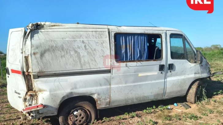 Serodino: Le robaron la camioneta mientras dormía y la chocaron en el ingreso al pueblo