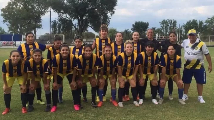 A pleno: Comenzó la Liga Totorense de fútbol femenino y hubo 24 goles