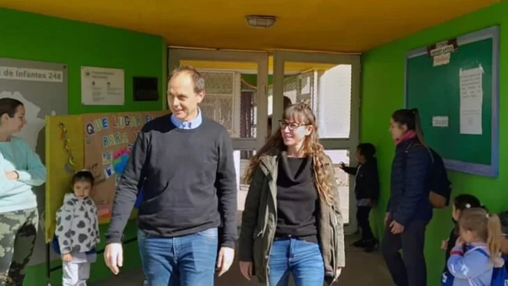 Rasetto y García recorrieron las escuelas de Serodino: “Son el cimiento de la sociedad”