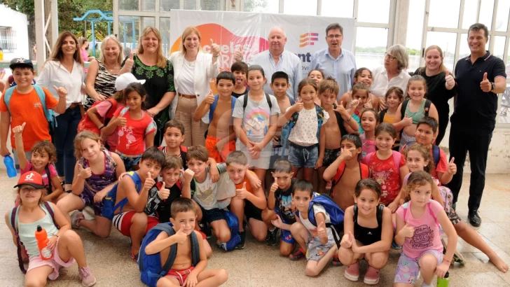 Escuela de Verano juntó a todos los niños de Monje en el Granaderos: “Es maravilloso”
