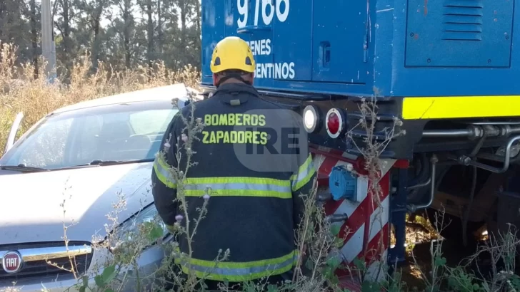 Un joven resultó ileso tras haber sido embestido por el tren