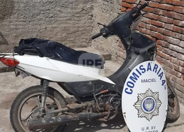 Recuperaron en un operativo en Maciel una moto robada en San Lorenzo en 2018
