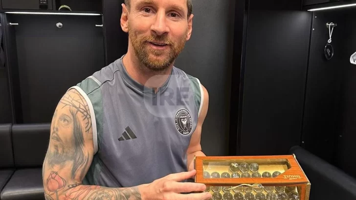 Se fueron mundiales: La fábrica de San Jorge logró que las bolitas de Campeones lleguen a Messi