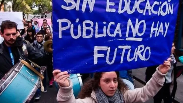 Universidades en alerta: Mañana todo el país marchará en defensa de la educación pública