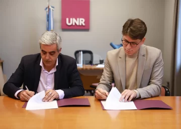 Con certificación Oficial: La comuna de Correa firmó un convenio con la UNR