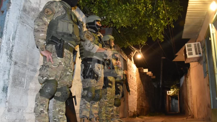 Mega operativo en Rosario: Seis detenidos y varios allanamientos por los crímenes que conmocionaron a Santa Fe