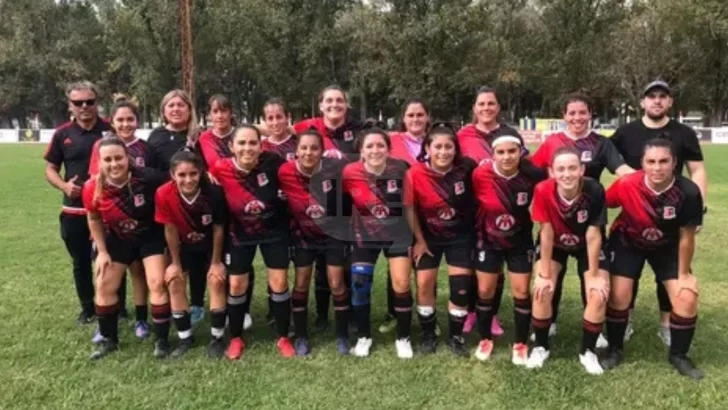 Fútbol femenino con fecha suspendida y representación en la copa Santa Fe