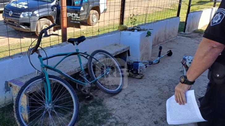 Denunció un robo y encontró parte de los elementos en otra casa del pueblo