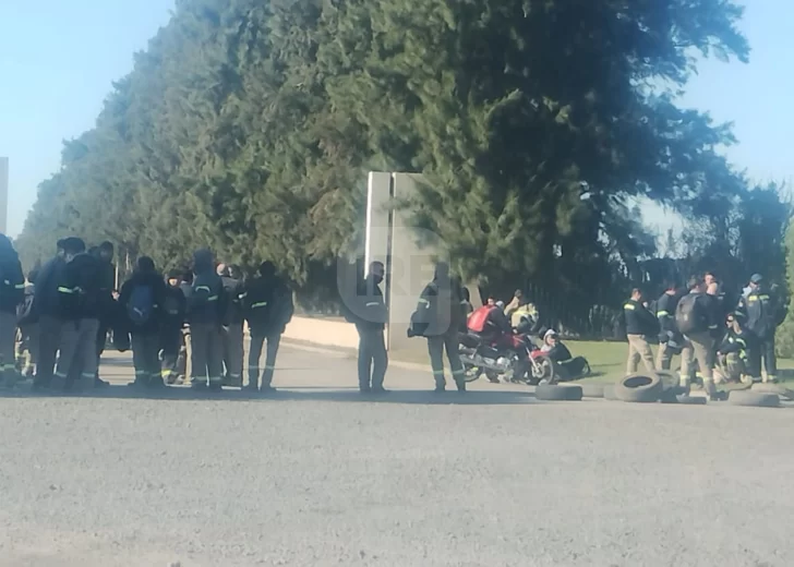 Aceiteros pararon las empresas sin aviso y se prevén demoras en las rutas