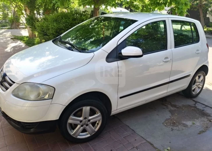 Cuatro encapuchados y armados abordaron a una mujer en Andino y le robaron el auto