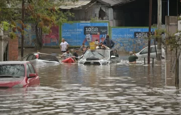 Unidos Por Bahía Blanca: Serodino, AFA y Alba organizan campañas para ayudar a los afectados