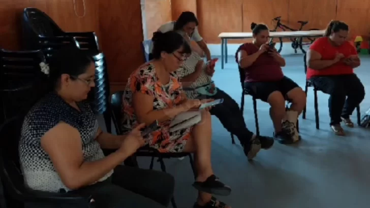 Nuevo taller e invitación en Monje: Ronda de Mujeres y Disidencias – Voces en Encuentro