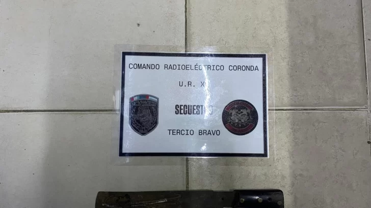 Parecía que habían chocado pero en realidad un motociclista quiso apuñalar a un automovilista