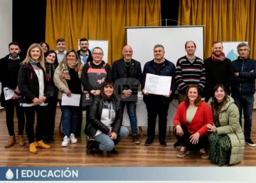 Timbúes entregó más de 50 millones de pesos al Fondo de Asistencia Educativo
