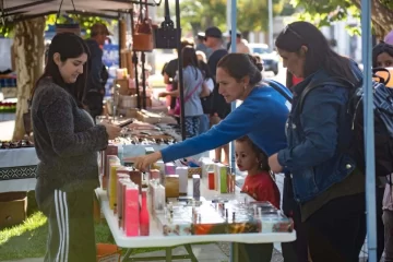 Fin de semana a pleno en Timbúes: Feria caribeña, triatlón y propuestas culturales