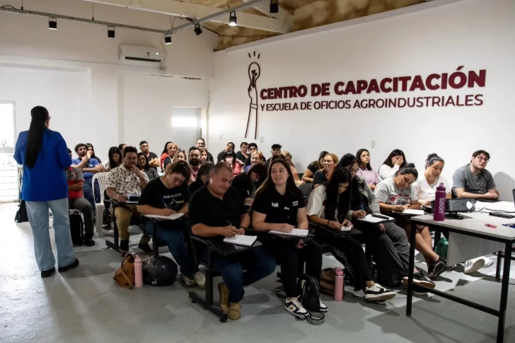 41 personas obtuvieron el carnet de Manipulación de Alimentos en Timbúes