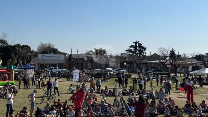 Carrizales celebra el 25 de mayo con una gran fiesta popular en el Predio del Ferrocarril