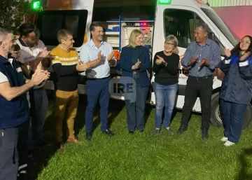 Monje sumó una ambulancia equipada y asignará la actual a la costa: “Más que felices”