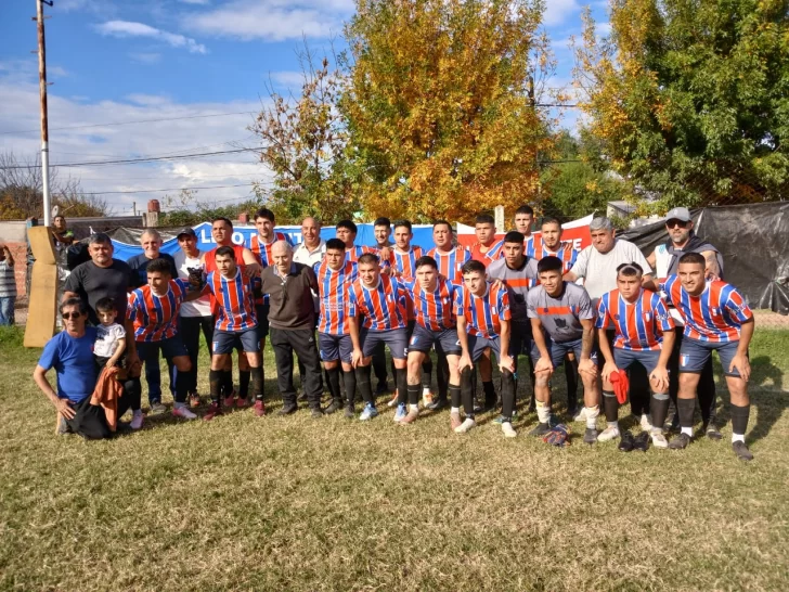 Alba Juniors de Coronda se alzó con una victoria histórica luego de 20 años de ausencia