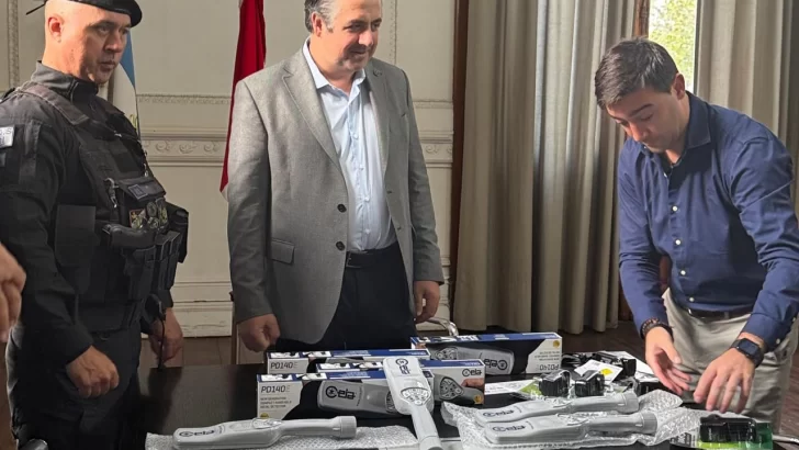 Provincia incorporó detectores de metales para el Servicio Penitenciario y la Policía