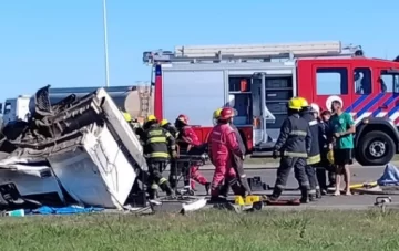 Choque de camiones en Ruta 34: Una mujer embarazada fue trasladada en helicóptero