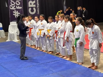Alumnos de la escuela de Karate de Oliveros lograron 7 medallas de los Juegos Crear