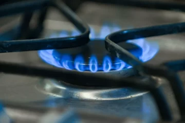 Llegó el frío: Provincia recuerda cómo prevenir enfermedades respiratorias e intoxicaciones por monóxido de carbono