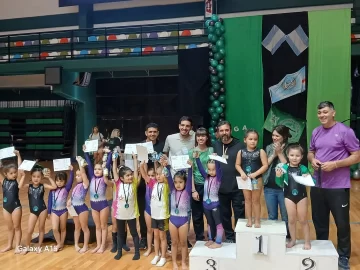 El Megaestadio tuvo un espectacular encuentro multitudinario de gimnasia artística y deportiva