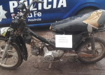 Recuperaron en Diaz una moto robada en Clarke: Hay un menor involucrado
