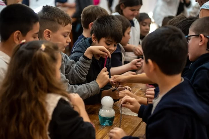 ⚕️EDUCACION-NINOS-TIMBUENSES-PARTICIPARON-DEL-TALLER-DE-CIENCIA-DIVERTIDA-LA-MOLECULA-ATENTA‼️_--728x486