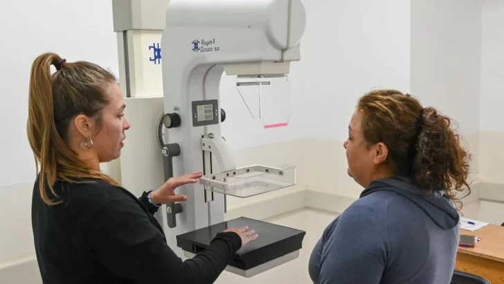 Controles ginecológicos y mamografías gratuitas para personas mayores de 40 años en Monje